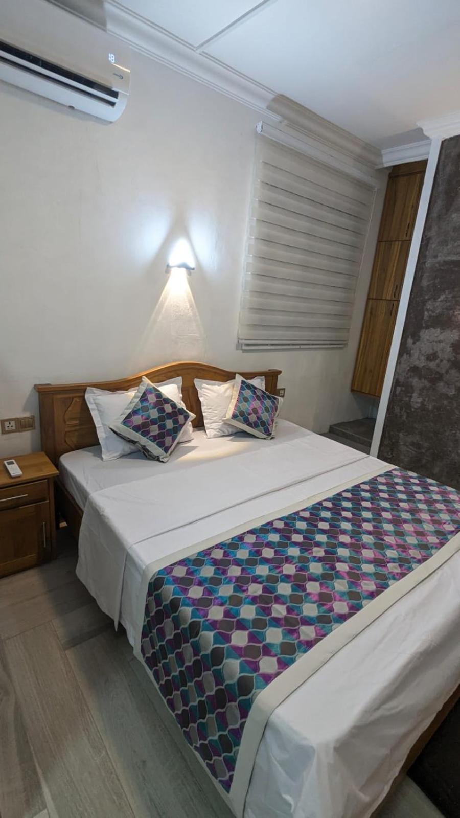 Happy House - Cosy Apartment With Private Pool And Walking Distance To Blue Bay Beach Extérieur photo