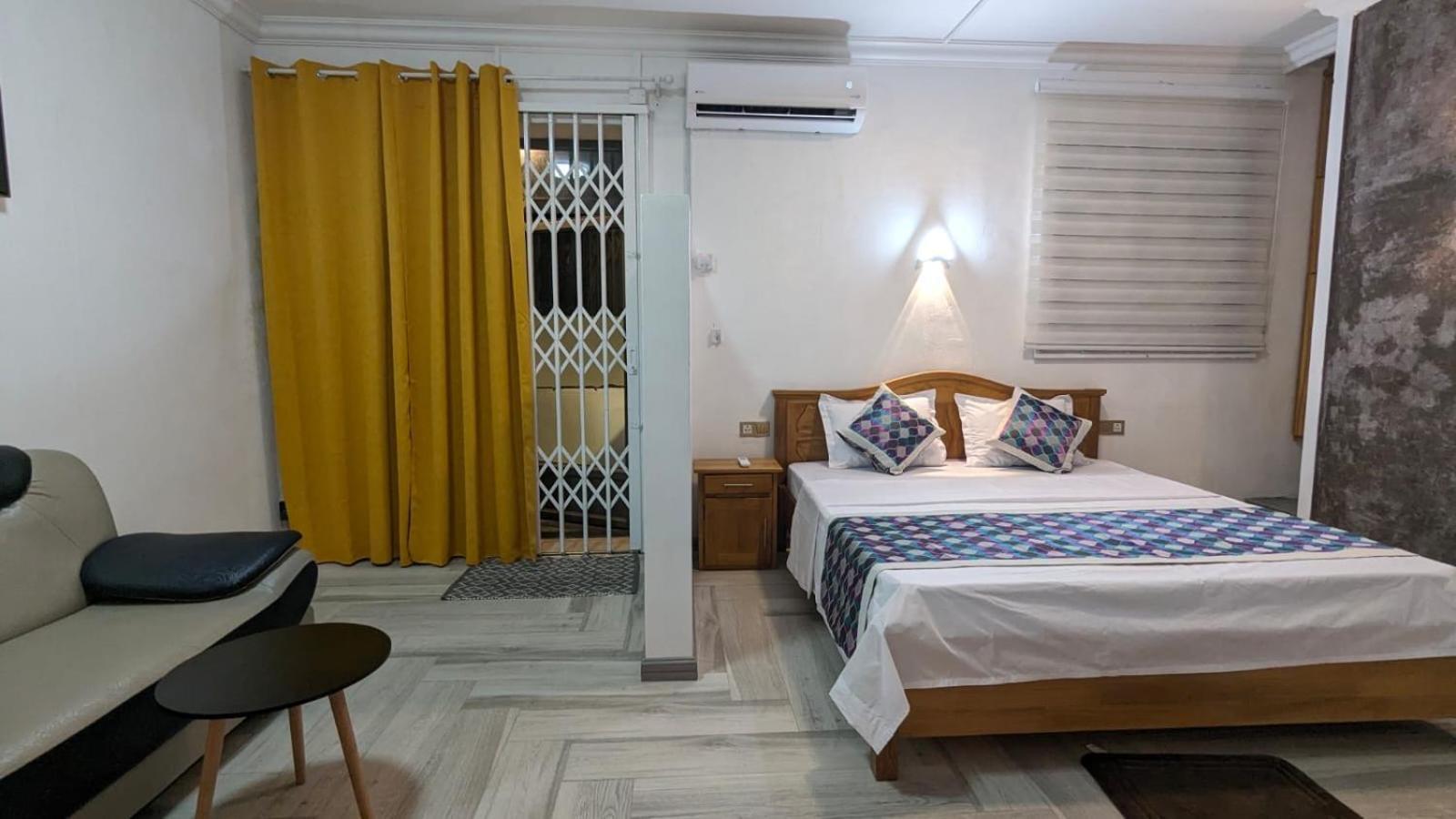 Happy House - Cosy Apartment With Private Pool And Walking Distance To Blue Bay Beach Extérieur photo